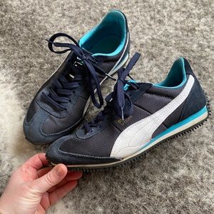 Puma Navy Blue Shoes Size 6 1/2 GUC